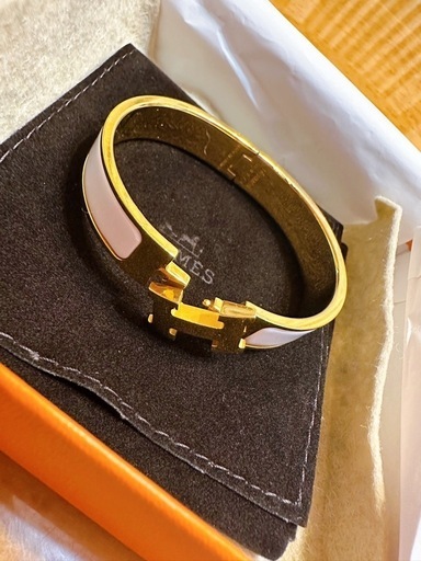 HERMES エナメルブレスレット 《クリックH》