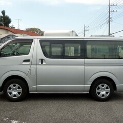 H.28(2016)年 トヨタ ハイエースバン ロングDXディーゼル シルバー エアコン　パワステ　パワーウィンドウ　集中ドアロック　ABS　エアバック　バックカメラ　ETC　ナビ　キーレス　LEDヘッドライト　フルセグTV　車検８年１月　　17231の画像