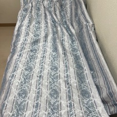 カーテンの画像