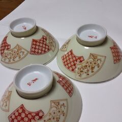 梅のごはん茶碗3個
