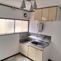 南千日町　ペット可　2K　ト一屋に近いリフォーム中物件 − 山形県