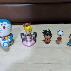 大幅お値下げ致しました。フィギュア、ピーチ姫、スヌーピー、ヤムチャ、ドラえもん、動物たちの画像
