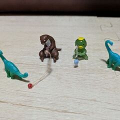 大幅お値下げ致しました。フィギュア、ピーチ姫、スヌーピー、ヤムチャ、ドラえもん、動物たちの画像
