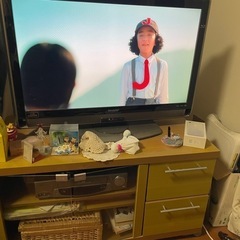 AQUOS2010年、テレビ台