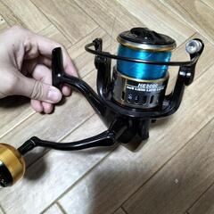 【新品未使用】スピニングリール HE5000 ライン付き！