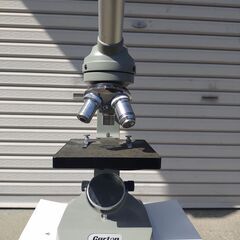 顕微鏡　カ－トン光学　接眼レンズが必要　オブジェとしての画像