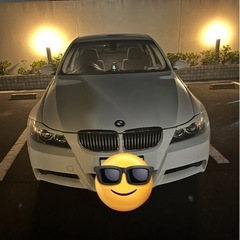 BMW320i