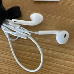 iPhone純正イヤホンマイクの画像