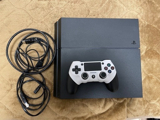 4/10.11終日お渡し可！【PS4本体美品】プレイステーション4