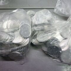 １円玉 大量 3000枚以上 100枚毎に袋入り 33袋　両替手数料を節約したい人には有り難い話ではないですか？ 数えていない１円玉もまだあります　相当価値のある不用品との交換も検討しますの画像