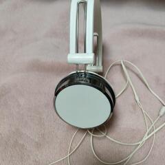 ヘッドフォン ホワイトの画像