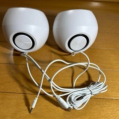 CREATIVE PEBBLE MF1680 USB接続スピーカー　ホワイトの画像