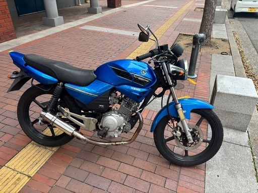 【YAMAHA YBR125】 低走行　大人カスタム　社外マフラー YAMAHA YBR125】 低走行 大人カスタム 社外マフラー