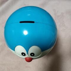 ドラえもん貯金箱の画像