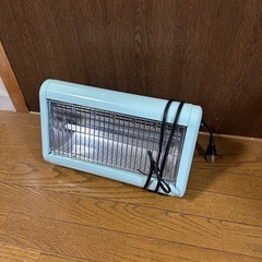 小さい電子ストーブ