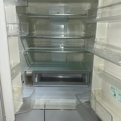 冷蔵庫2019年ファミリータイプの画像
