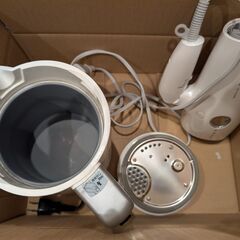 無料: 古い電子ケトルとナノケアドライヤー