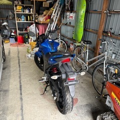 ジクサー150