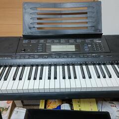 高級キーボード　スタンド　椅子あり　CASIO　CTK-5000