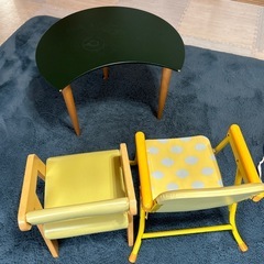 テーブル椅子3点セット