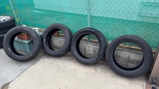 夏タイヤ 215/55/17 4本セット