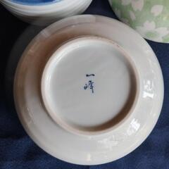 大きめ小鉢３種類まとめての画像