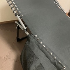 キャンプ用ベッドの画像