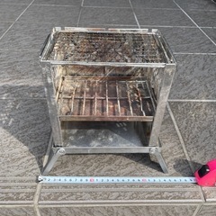 取引中　ソロ用焚き火台と鉄板