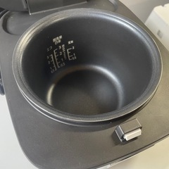 040800ヤマゼン3合炊き炊飯器2020年製の画像