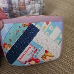 『まとめ売り』と手縫いパッチワークポーチの画像