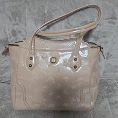 ✨ANNA SUI✨ ベージュ 蝶模様 ショルダーバッグ
