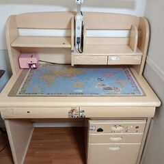 【無料】学習机の画像