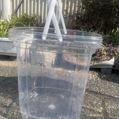 4月末廃棄予定　
分別用ゴミ箱2個セットの画像