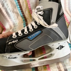 アイスホッケー靴　EASTON SY50 サイズ5.0約24センチ　使用感ありの画像
