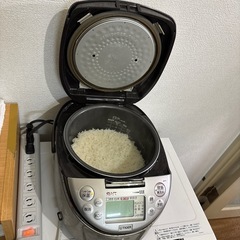 タイガー　炊飯器　　五号の画像