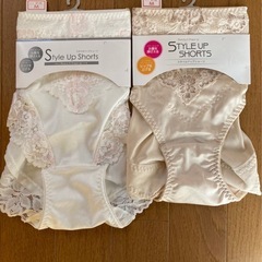 レディースショーツ　《新品未使用》