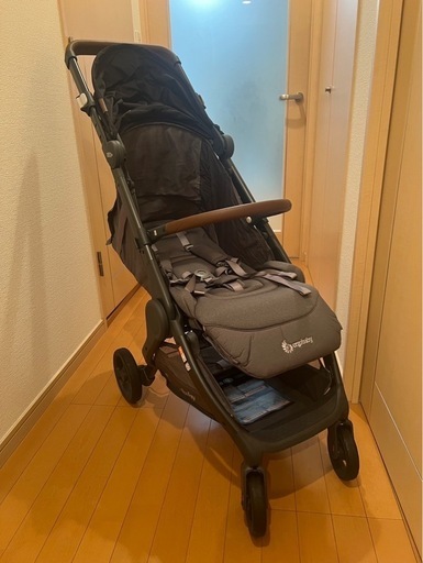 エルゴベビー　メトロプラスベビーカー
