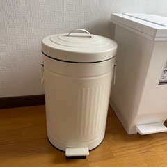 蓋付きゴミ箱
