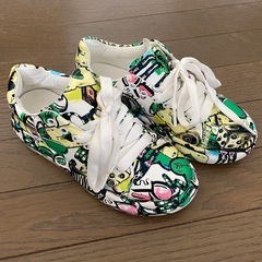 スニーカー23.5