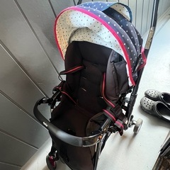 ベビーカー　アップリカ