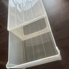 ニトリ　クリア押し入れケースの画像