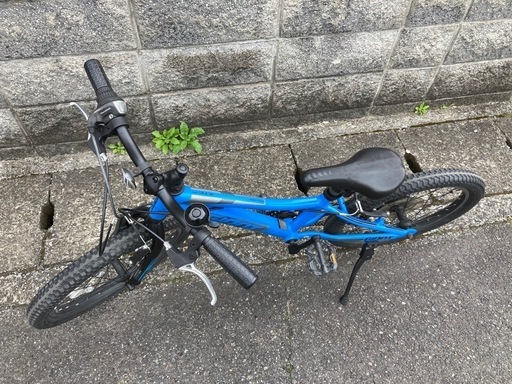 中古車　Jrマウンテン　LEDダイナモライト　6段変速　20インチ　美品 中古車 Jrマウンテン DRIDE 20インチ 6段 LEDライト 美品 - メルカリ