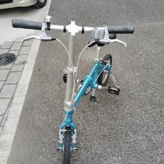 折り畳み自転車RENAULT(ルノー) LIGHT8 ラグーンブルー (みかん 折り畳み自転車RENAULT(ルノー) LIGHT8 ラグーンブルー (みかん
