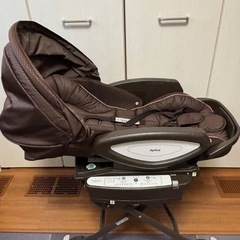 アップリカ 電動ハイローチェアの画像