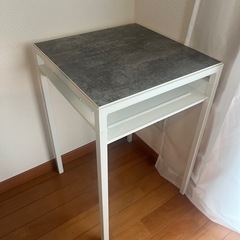 IKEA】NYBODA/ニーボーダ サイドテーブル リバーシブルテーブル