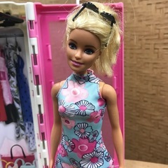 バービー人形の画像