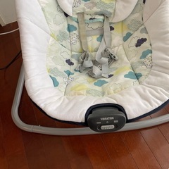 GRACO 電動バウンサーの画像