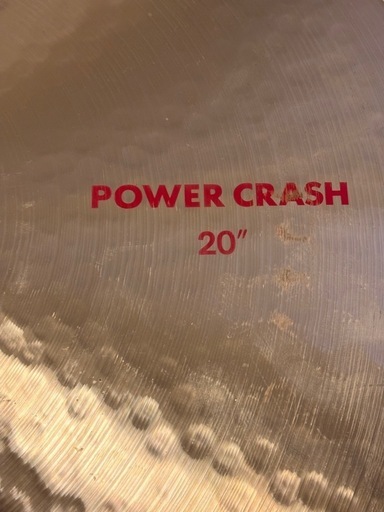 20インチのPaiste 2002 
Power Crashシンバル