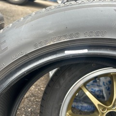 235/55R20夏タイヤの画像