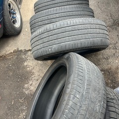 235/55R20夏タイヤ
